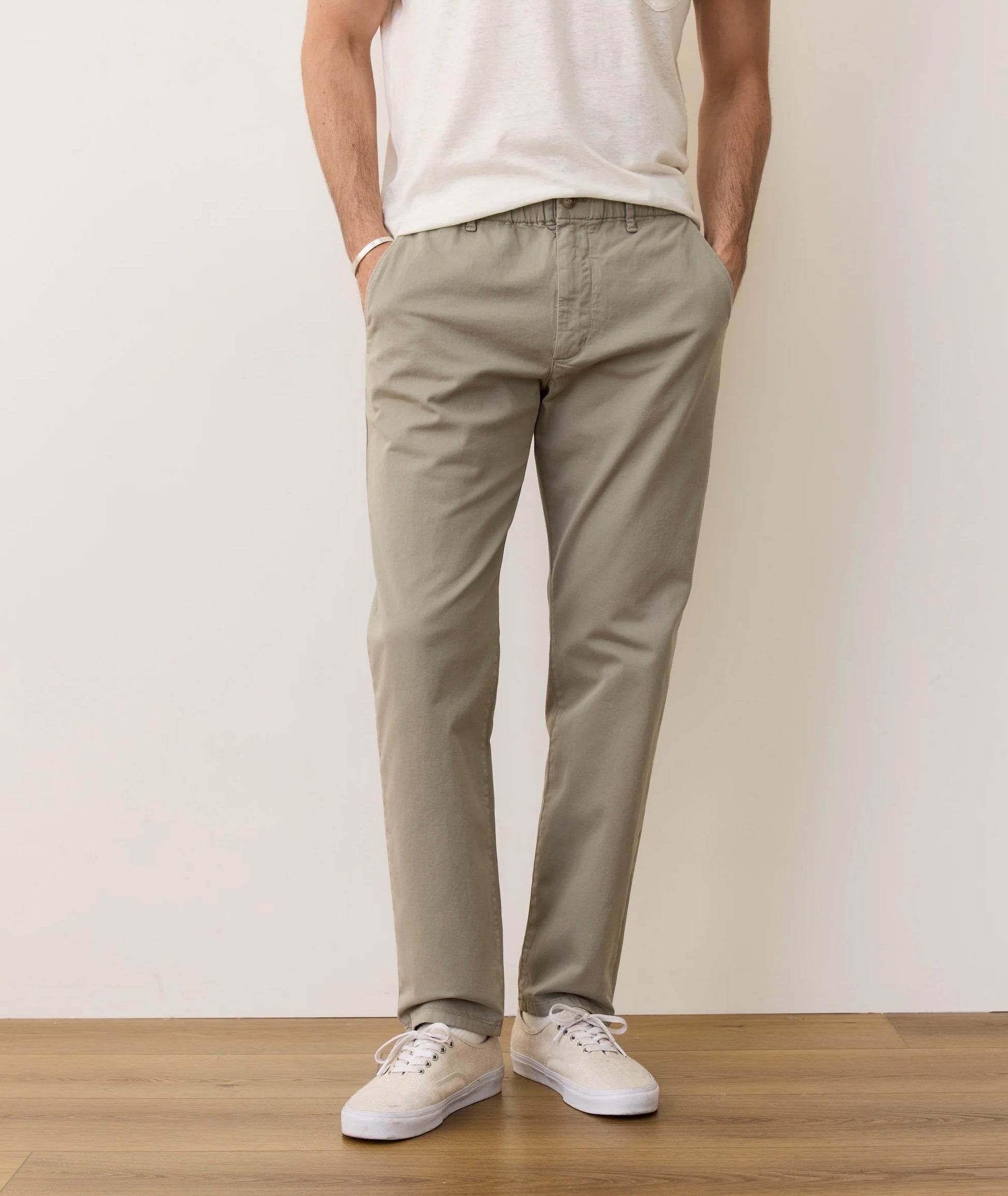 Saturday Slim Straight Twill Chino 32”