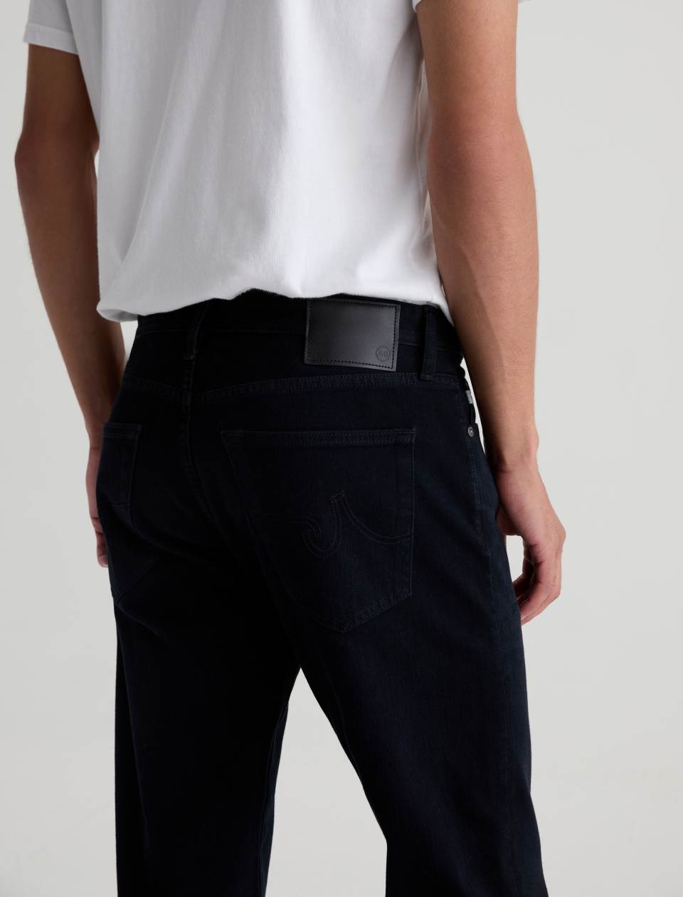 Protégé 360° Jean- 32” inseam
