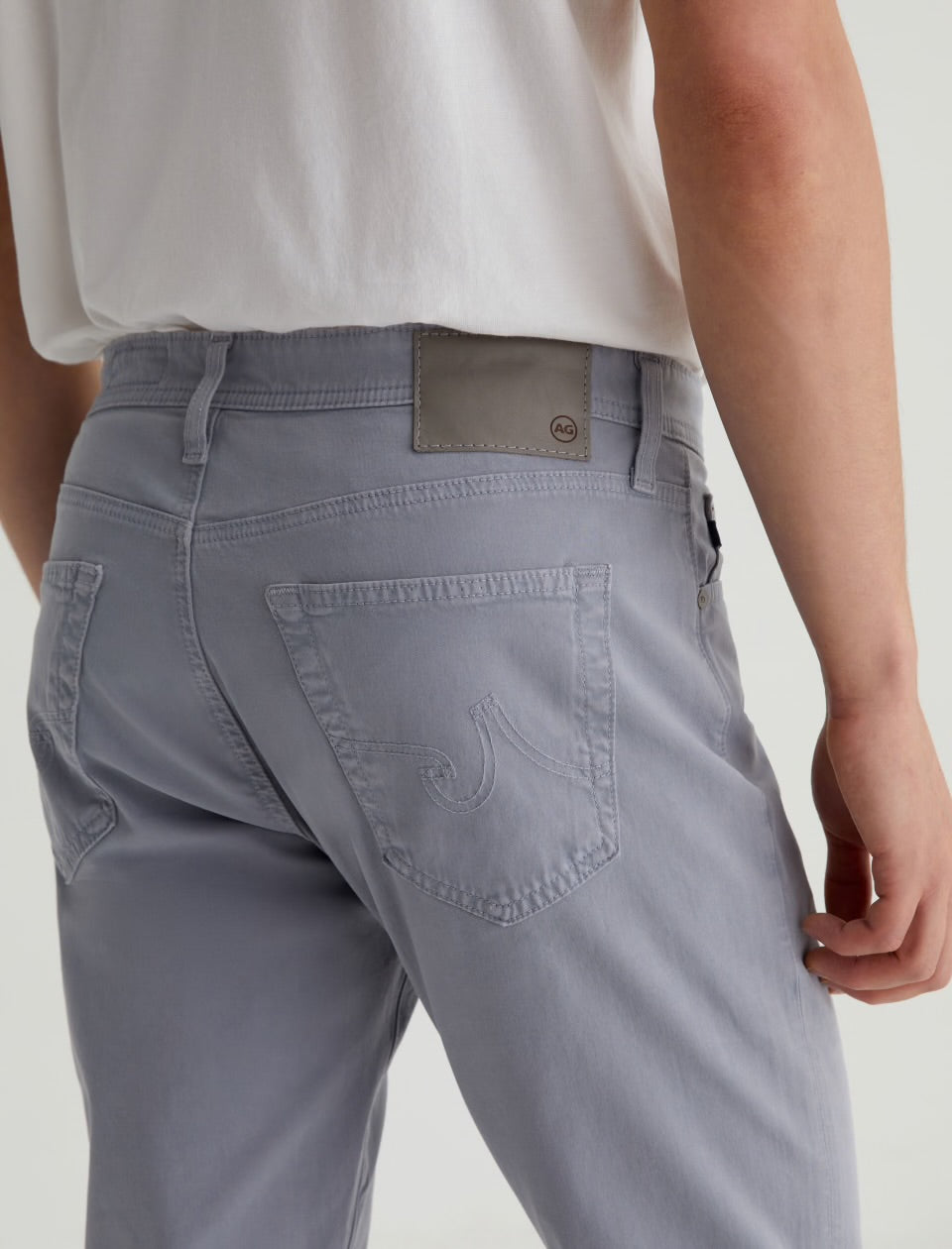 Everett- sueded sateen