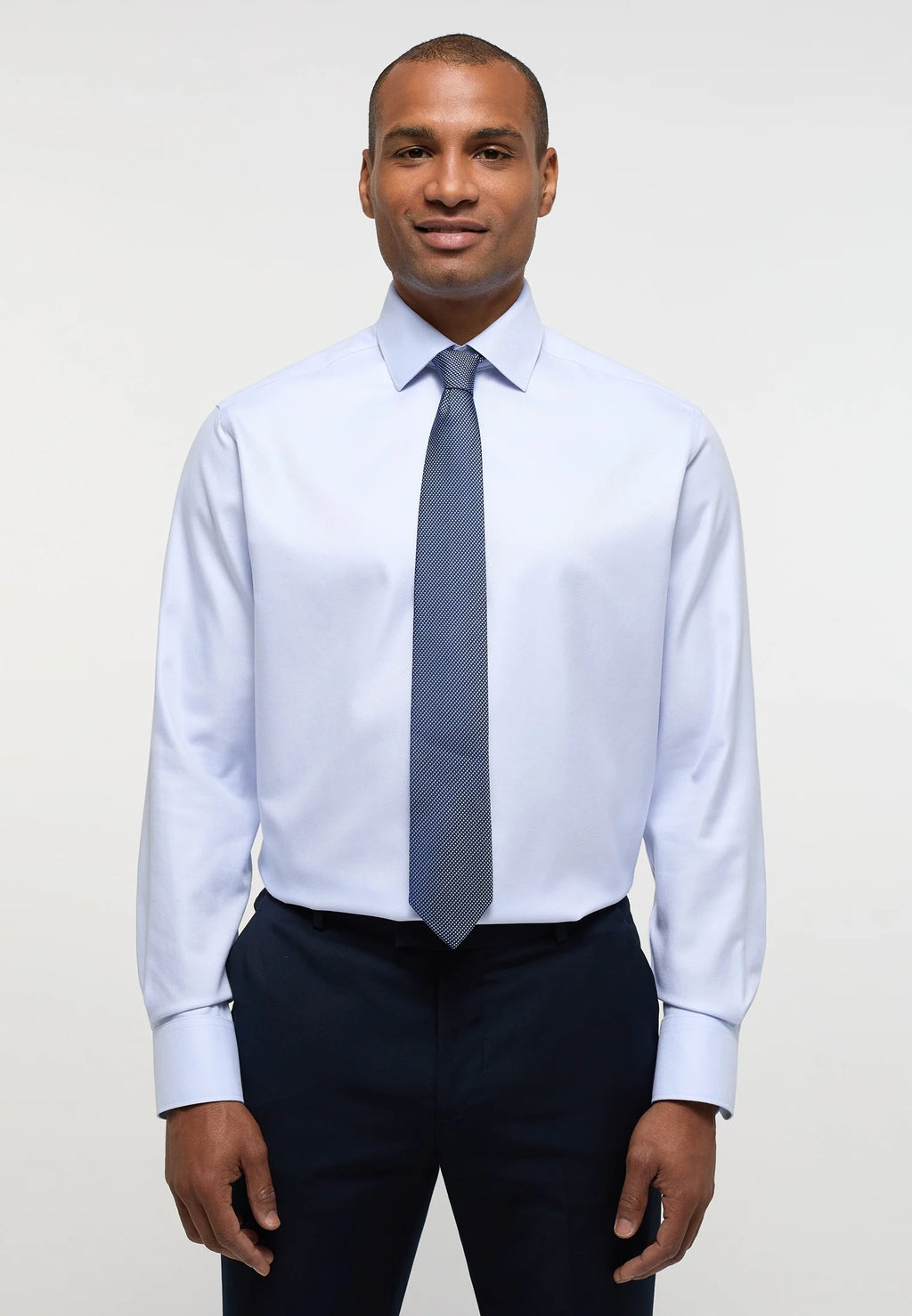 Royal twill modern fit Kent collar