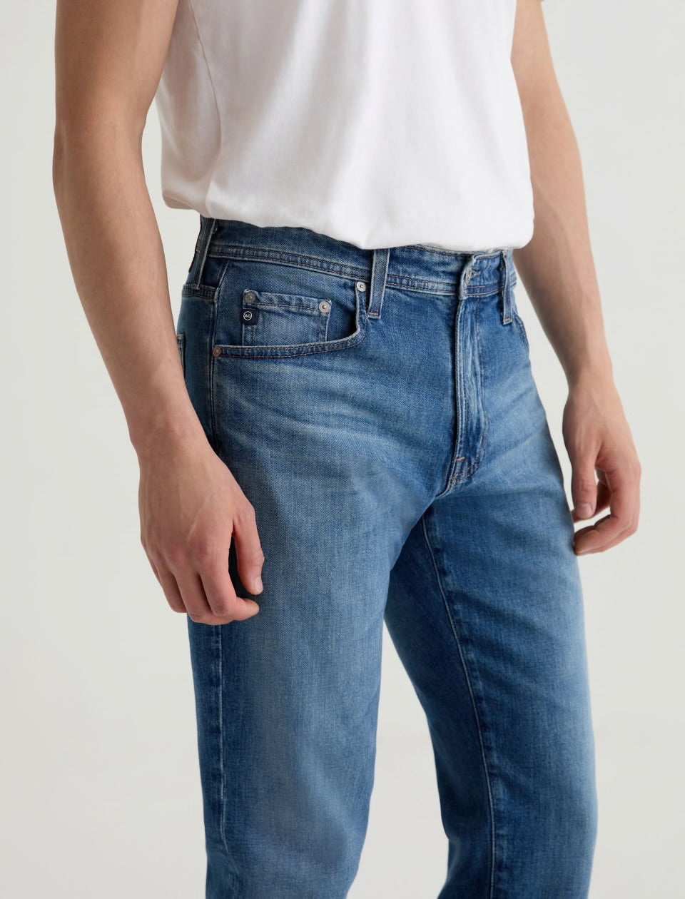 Graduate  Tailored Leg