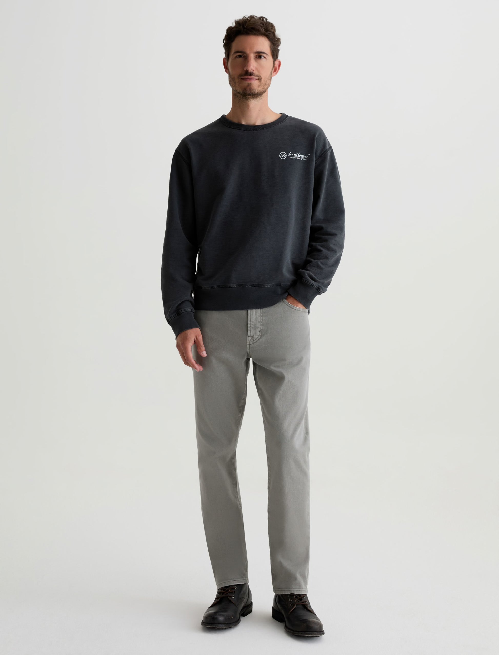 Everett  Slim Straight