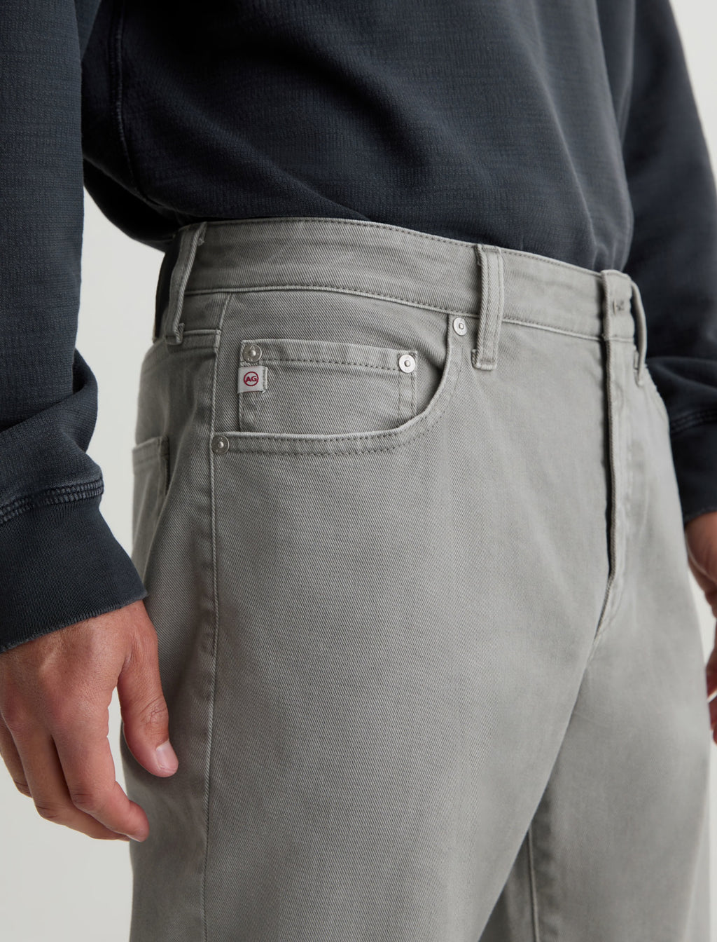 Everett  Slim Straight