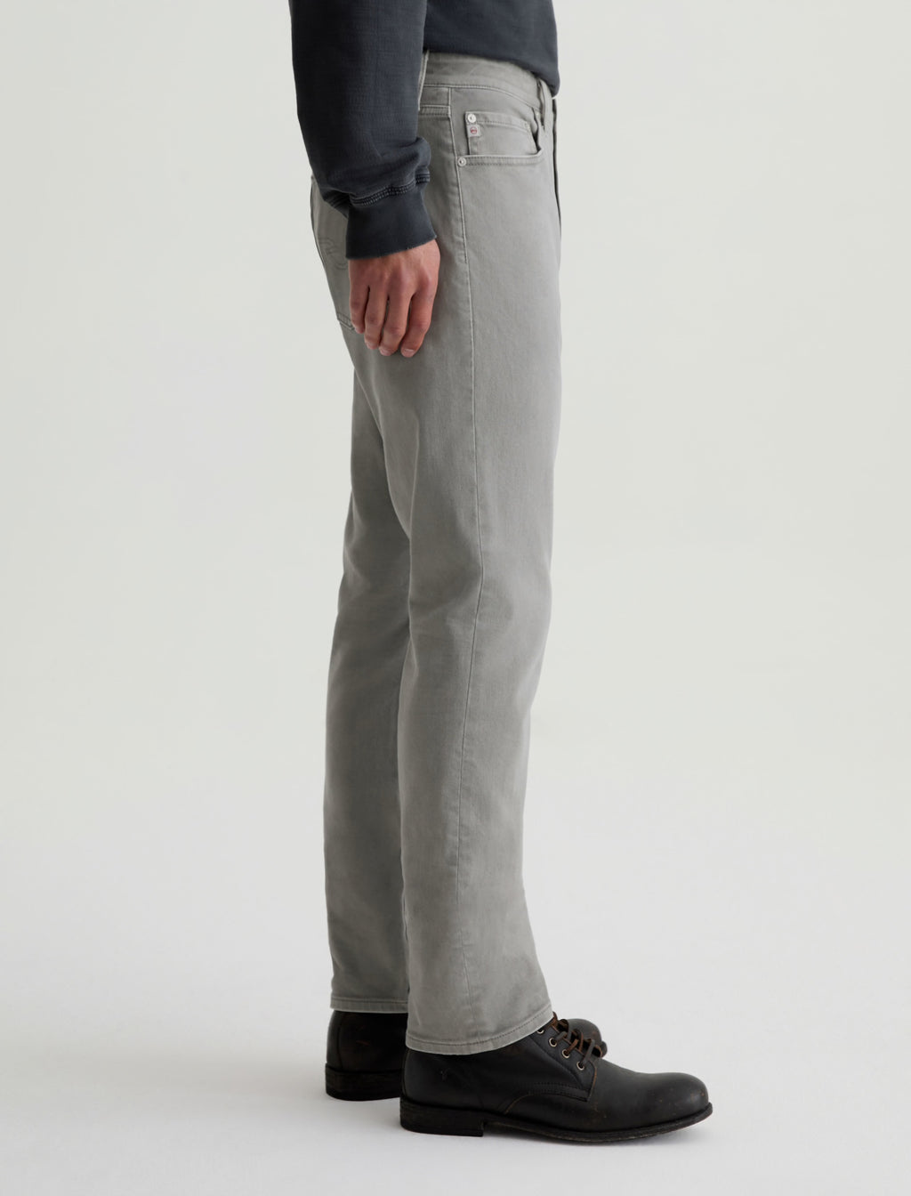 Everett  Slim Straight