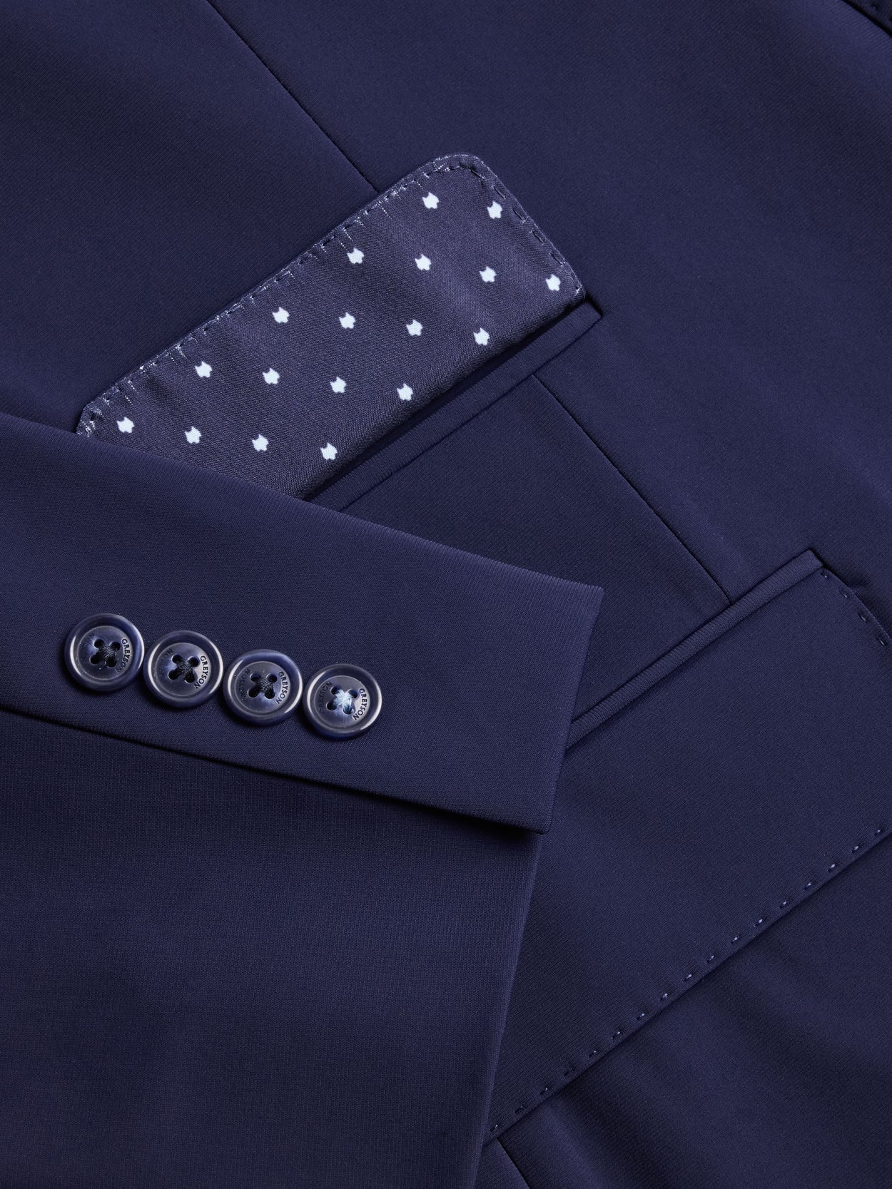 Montauk Single-Breasted Peak Lapel Blazer